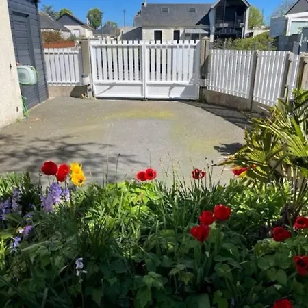Appartement Spacieuse A Dinard